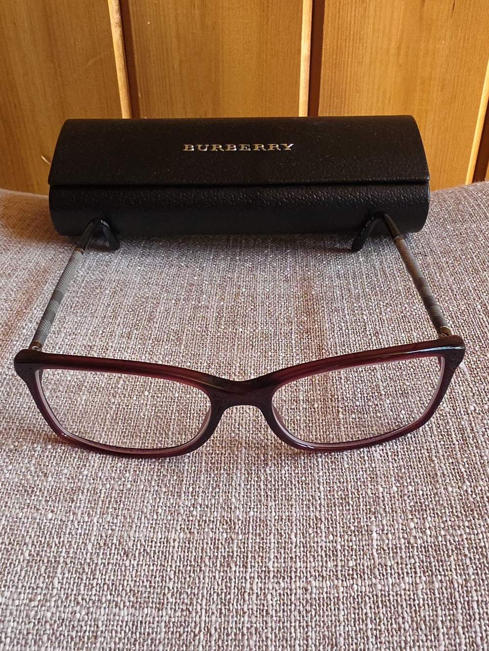 Burberry Prescription Eyewear Set (Deep red/brown color) BEAUTIFUL!